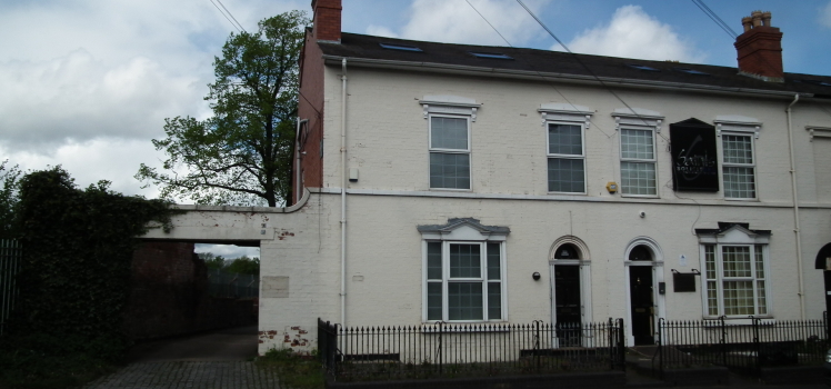 6 Bedroom Townhouse To Let In Birmingham B19, United Kingdom
